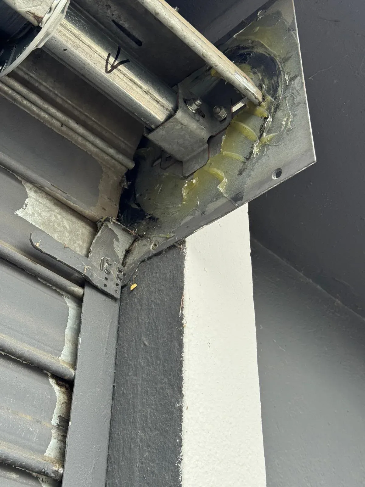 Entretien et maintenance de rideau métallique au Blanc-Mesnil Entretien et maintenance de rideau métallique au Blanc-Mesnil
